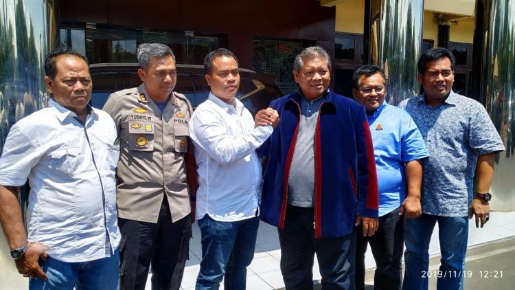 Mengedepankan Tanggung Jawab Moral, Salim-Sahruji Berdamai