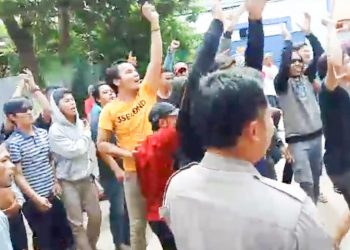 PT Pertamina Tanjung Sekong Didemo Warga Lebak Gede