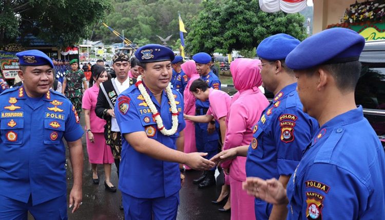 Hadiri HUT Korps Polairud, Kapolda Banten Disambut Jajar Kehormatan