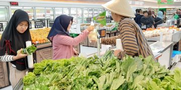 Giant Cilegon tampil beda