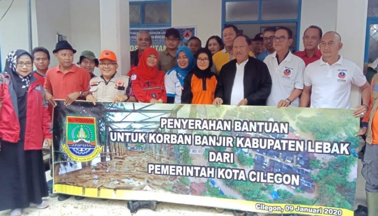 serahkan bantuan bencana