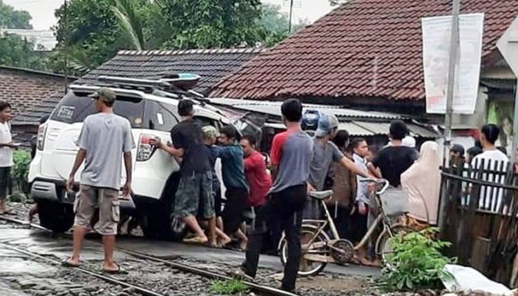 Perlintasan tanpa palang