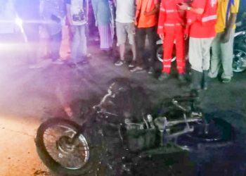 sepeda motor terbakar