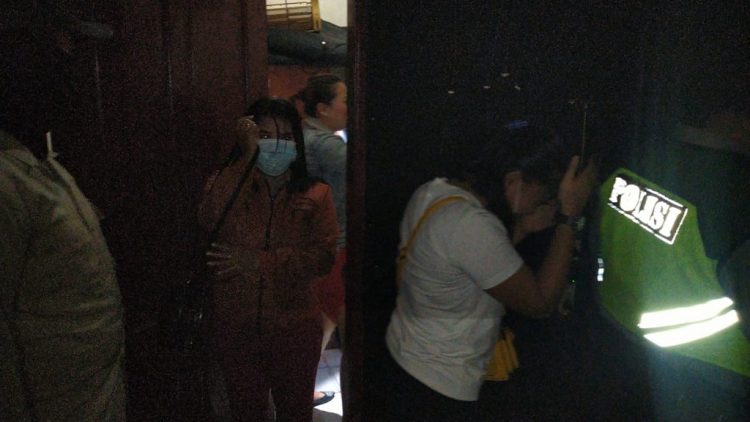 Cafe di PCI Nekad Beroperasi Padahal Sudah Dilarang