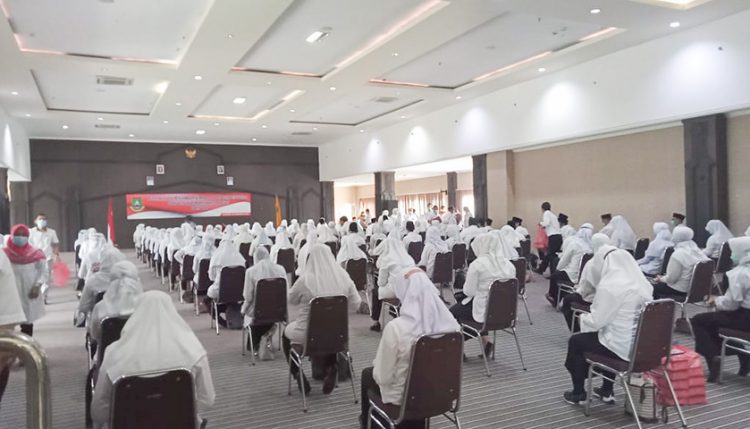 130 Pejabat Cilegon Dilantik dalam Satu Ruangan, 9 Melalui Daring