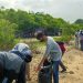 Pelajar Cilegon Bersihkan Sampah di Pesisir Tanjung Peni