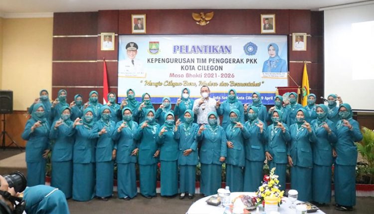 Helldy Lantik Pengurus Penggerak PKK