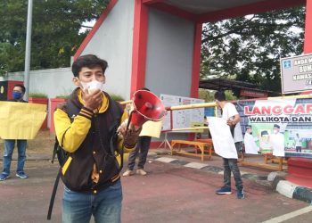 Wartawan Demo Lapas Cilegon