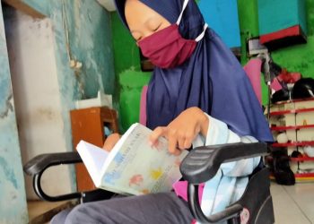 Handayani, Disabilitas yang Sukses Raih Gelar Sarjana Masih Butuh Bantuan