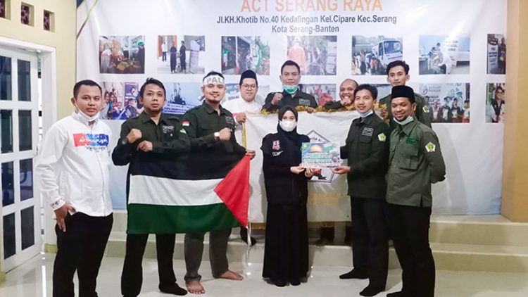 Pemuda Al-Khairiyah Salurkan Donasi untuk Palestina