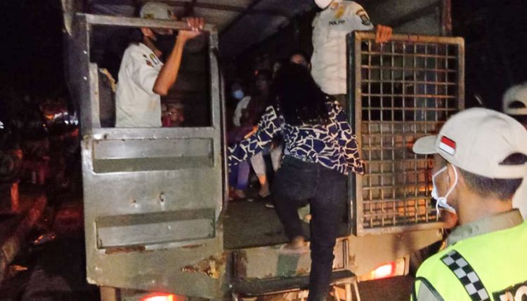 Satpol PP Amankan Puluhan Pekerja Seks, Banyak Muka Lama Kembali Ditangkap