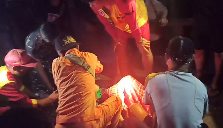 Wisatawan yang Terseret Ombak Ditemukan Meninggal Dunia