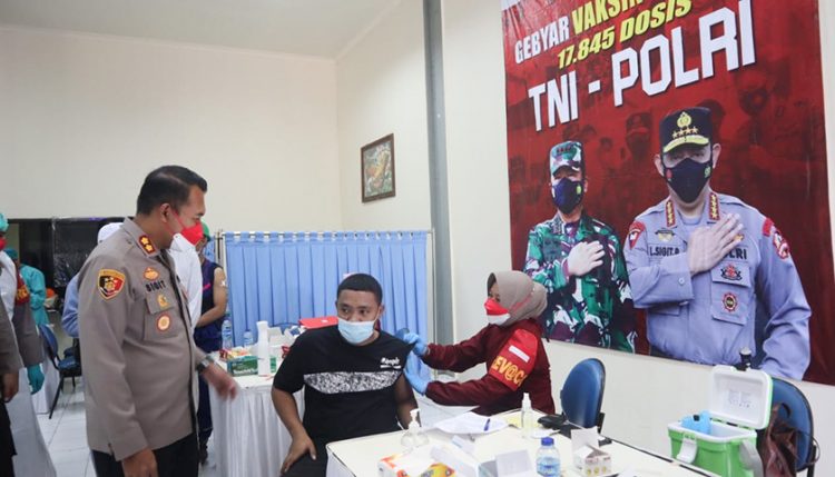 PT SMI dan Polres Cilegon Gelar Vaksinasi Massal