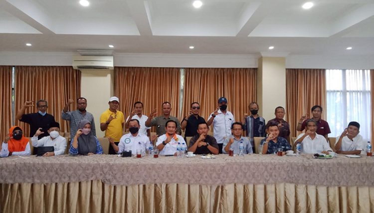 Pauri Ajak Kader dan Relawan Kawal Pemerintahan Helldy-Sanuji