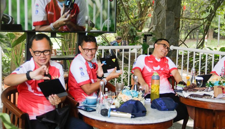 Cangkul merah putih
