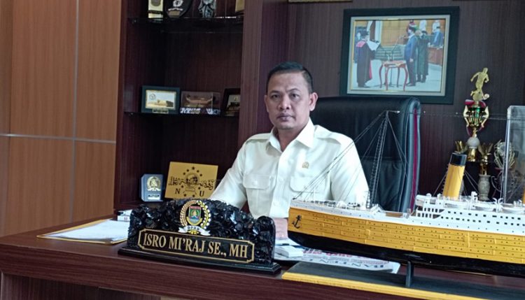ketua dprd isro mi;raj