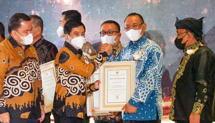 Kota Cilegon Raih Empat Penghargaan Bidang Kesehatan