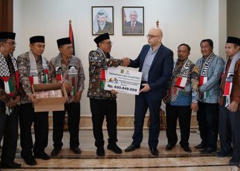 Baznas Cilegon Salurkan Bantuan ke Palestina