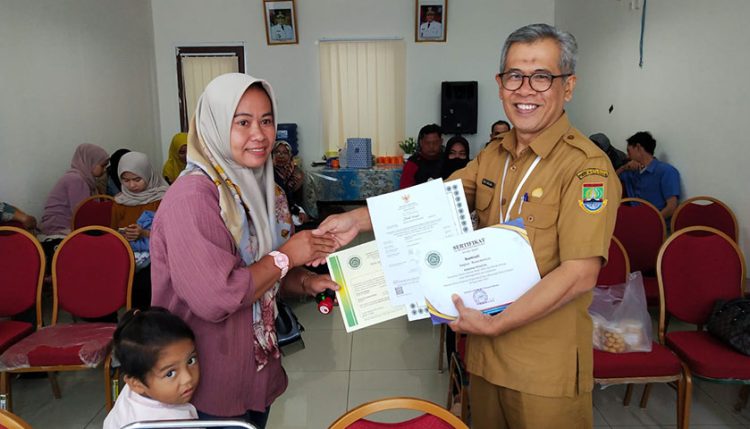 UMKM Kota Cilegon Dapat Sertifikat Halal Gratis