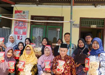 Kacang Bawang dan Rengginang Kunkunku