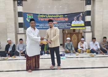 Wali Kota Robinsar Tarjung ke Masjid Nailul Mafatih