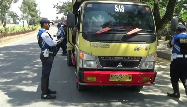 Truk Dilarang Melintas di Jalan Protokol Cilegon, Ini Aturannya