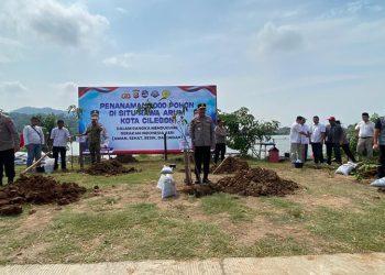 Polda Banten Tanam 1.000 Pohon di Situ Rawa Arum
